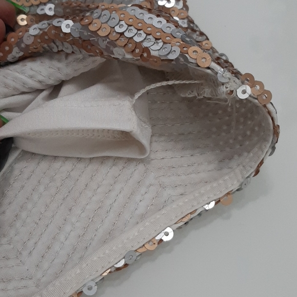 White House Black Market relaxed sequin top - Picture 7 of 11